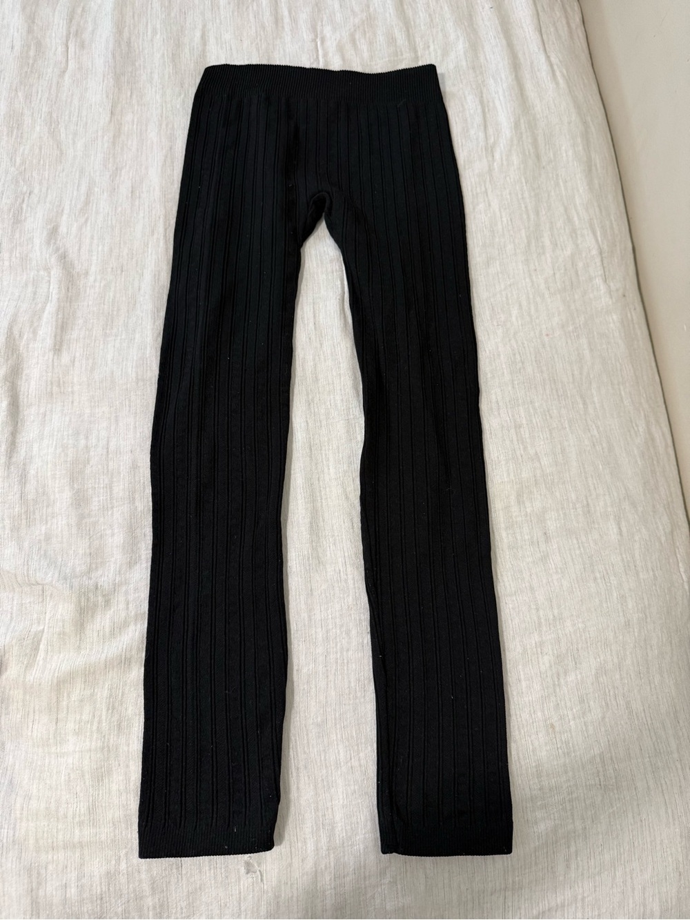 Black Ribbed Knit Leggings - Picture 2 of 4